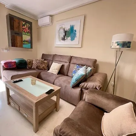 Cordoban Torre Apartment